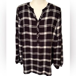 TALBOTS Black and White Plaid Lightweight Flannel Top Size Small